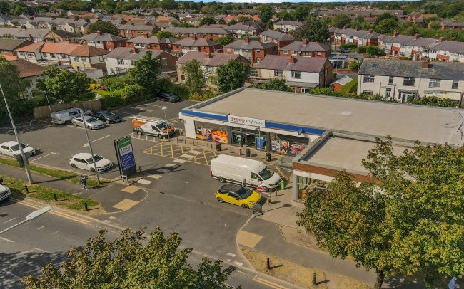 Tesco Express & Subway, 100 Garstang Road East, Poulton-le-Fylde, Blackpool, Lancashire FY6 7EP 2