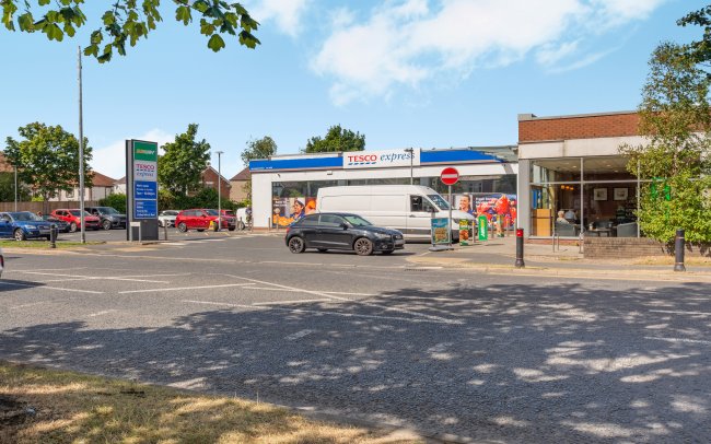 Tesco Express & Subway, 100 Garstang Road East, Poulton-le-Fylde, Blackpool, Lancashire FY6 7EP 2