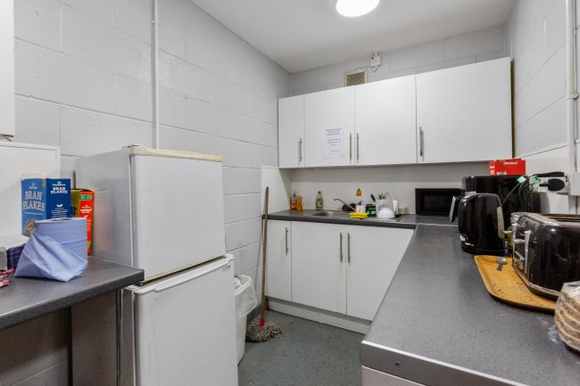 Hargreaves Road, Eastbourne, BN23 6QN 3