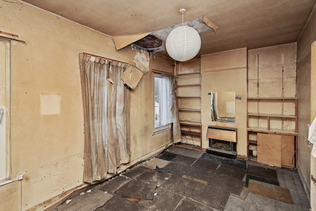187 Charlemont Road, East Ham, London, E6 6AG 1