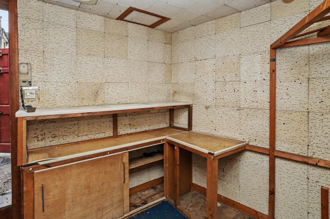 187 Charlemont Road, East Ham, London, E6 6AG 1
