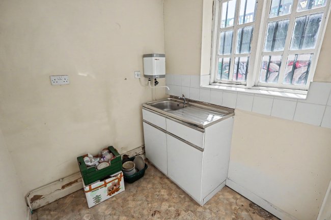 26 - 28 Sneinton Road, Nottingham, NG2 4PA 10
