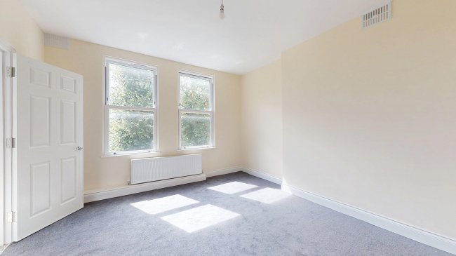 Flat B, 1 Wyndham Crescent, Tufnell Park, London, N19 5QJ 5