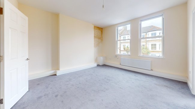 Flat B, 1 Wyndham Crescent, Tufnell Park, London, N19 5QJ 5