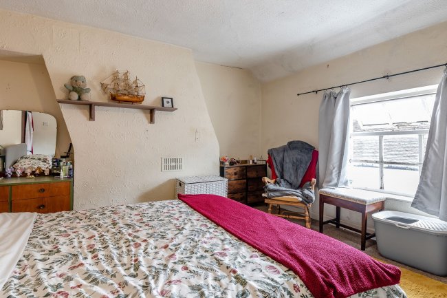 7 Cross St, Cheadle, Stoke-on-Trent, ST10 1NP 10