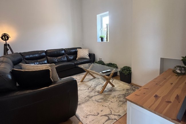 The Sticle Estate, Pencader, Carmarthenshire SA39 9AN 5