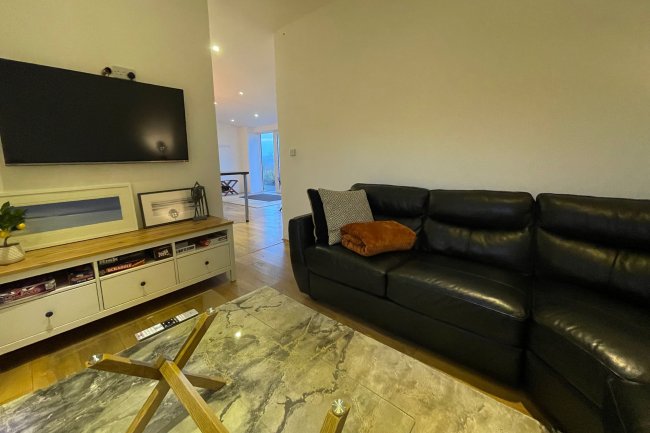 The Sticle Estate, Pencader, Carmarthenshire SA39 9AN 5