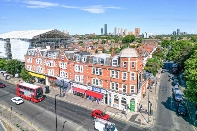 6 The Vale, Uxbridge Road, London W3 7SB 10