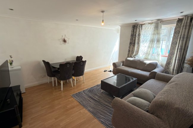 6 The Vale, Uxbridge Road, London W3 7SB 10