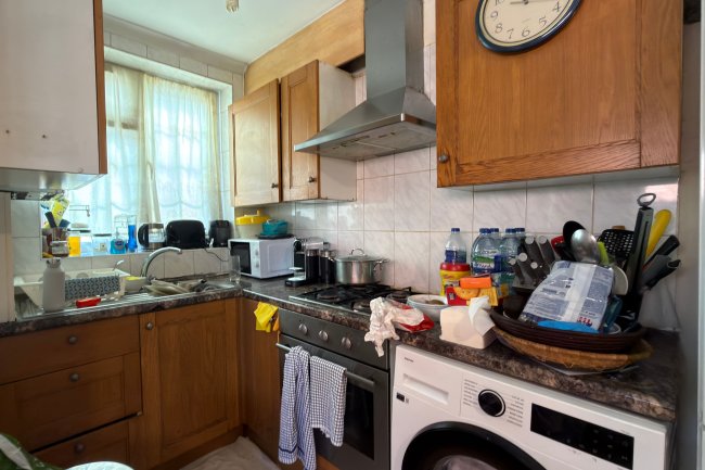 6 The Vale, Uxbridge Road, London W3 7SB 10
