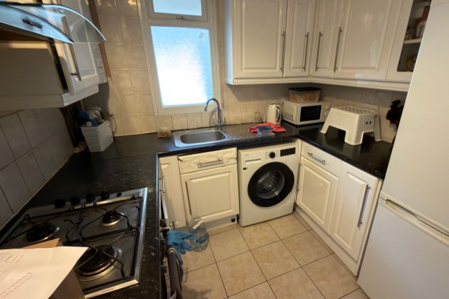6 The Vale, Uxbridge Road, London W3 7SB 10