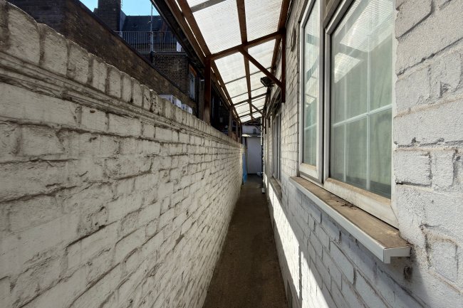 6 The Vale, Uxbridge Road, London W3 7SB 10