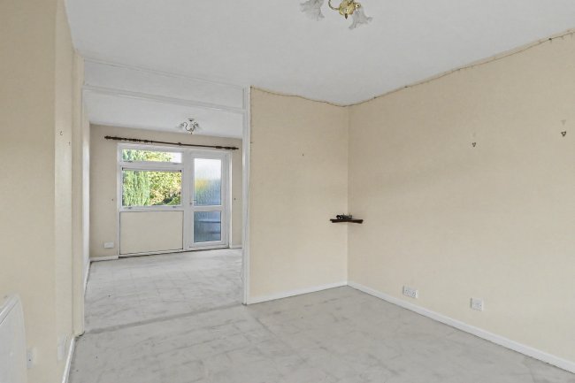 18 Bakersfield, Winsham, Chard, TA20 4JN 3