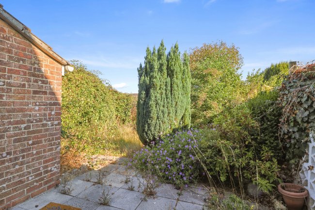 18 Bakersfield, Winsham, Chard, TA20 4JN 3