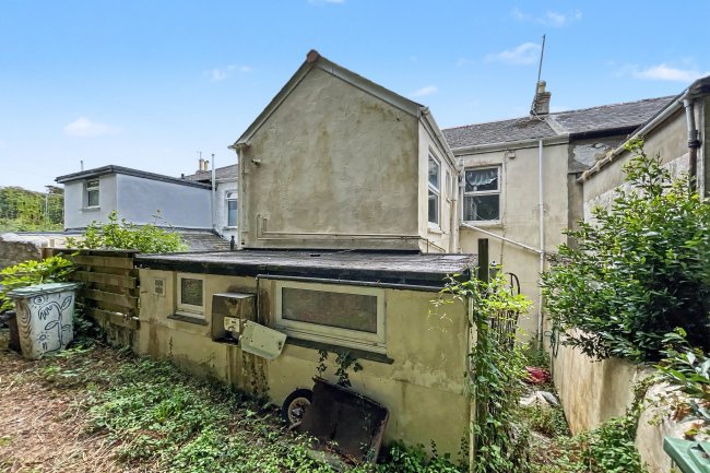 5 Penpol Avenue, Hayle, Cornwall, TR27 4AQ 3
