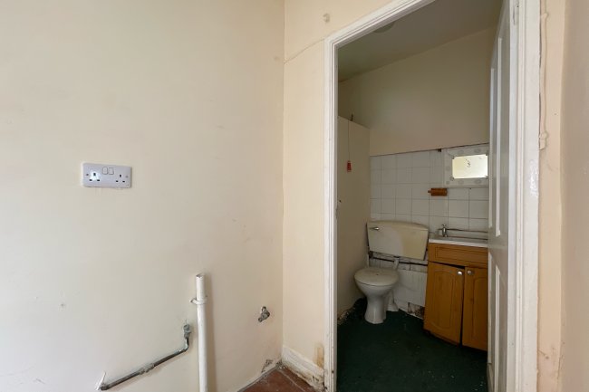 5 Penpol Avenue, Hayle, Cornwall, TR27 4AQ 3