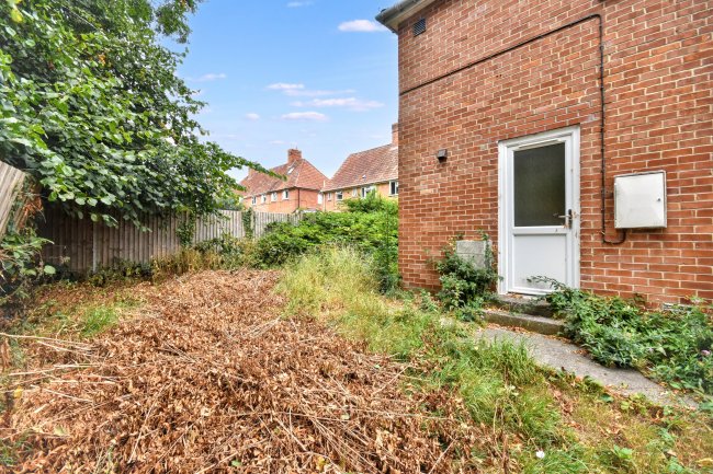 69B Westfield Road, Yeovil, Somerset, BA21 3DD 1