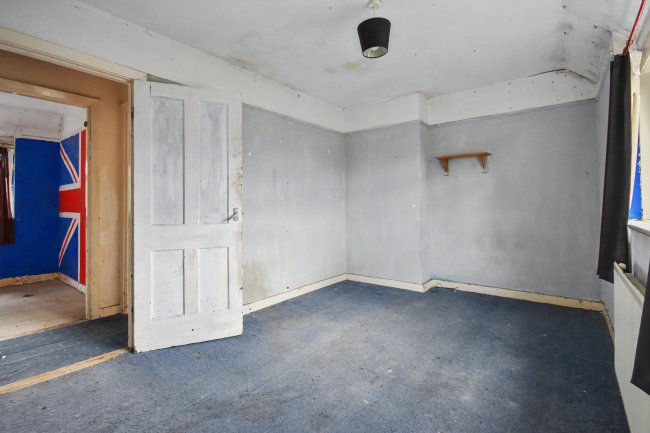 69B Westfield Road, Yeovil, Somerset, BA21 3DD 1