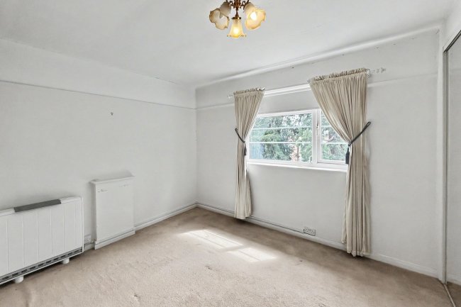 11 Benwood Court, Benhill Wood Road, Sutton, SM1 3SS 2