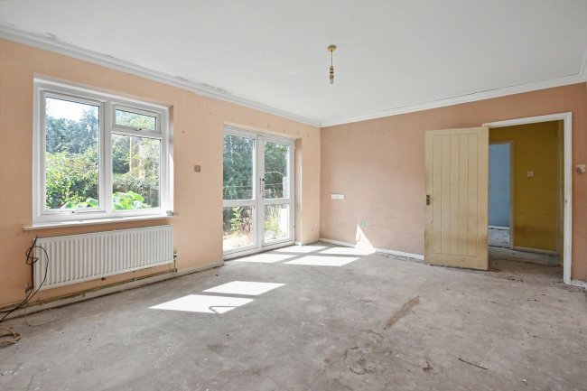7 Higher Orchard, Bower Hinton, Martock, TA12 6LQ 5
