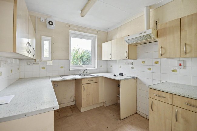 7 Higher Orchard, Bower Hinton, Martock, TA12 6LQ 5