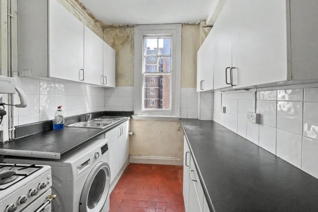 3 Park House, 1A Kendal Street, Paddington, London W2 2AL 2