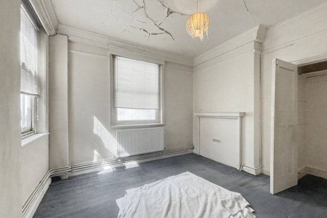 3 Park House, 1A Kendal Street, Paddington, London W2 2AL 2