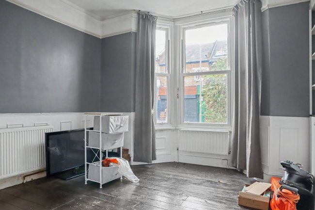 89a and 89b Plough Road, Battersea, London SW11 2BJ 2