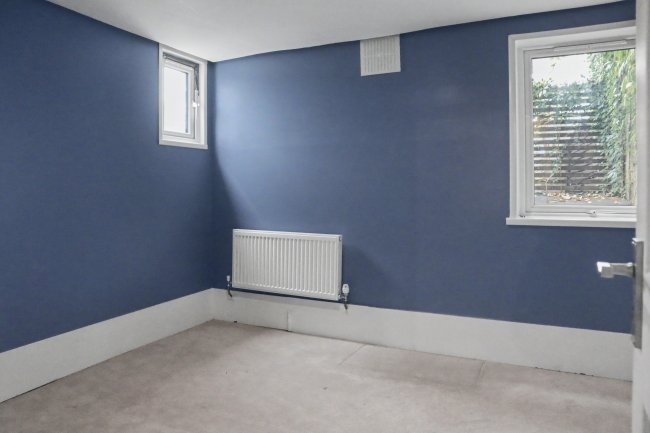 89a and 89b Plough Road, Battersea, London SW11 2BJ 2