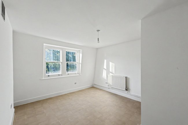 38D Cambridge Gardens, Notting Hill, London W10 5UD 6