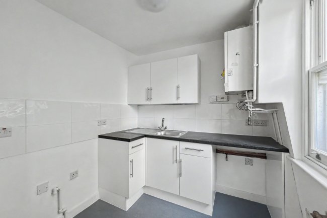 38D Cambridge Gardens, Notting Hill, London W10 5UD 6