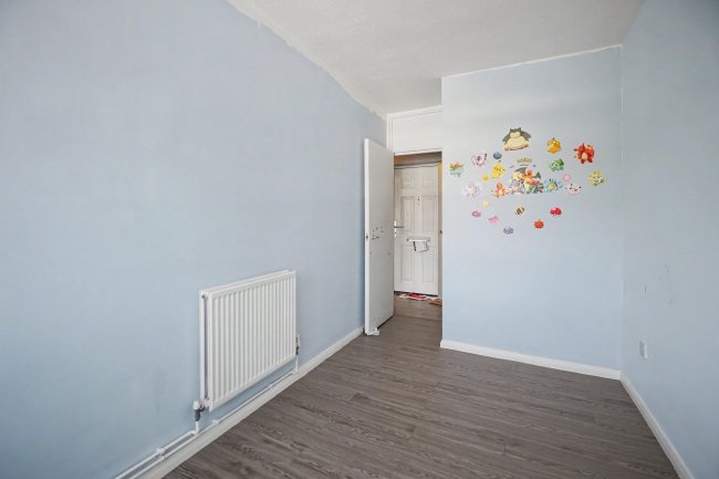 56 Ladybank, Bracknell, Berks, RG12 7HB 4