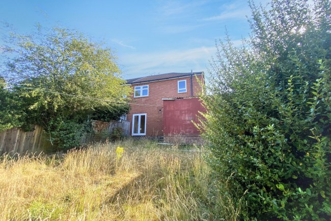 85 Freedom Avenue, Yeovil, BA21 3JW 9