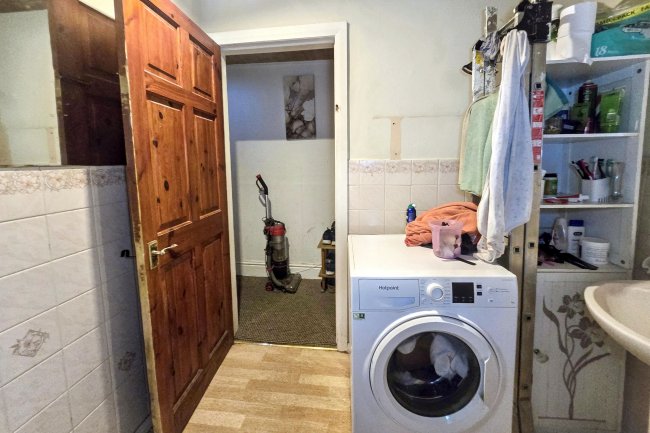55 Hesketh Avenue, Bispham, Blackpool, FY2 9JX 2