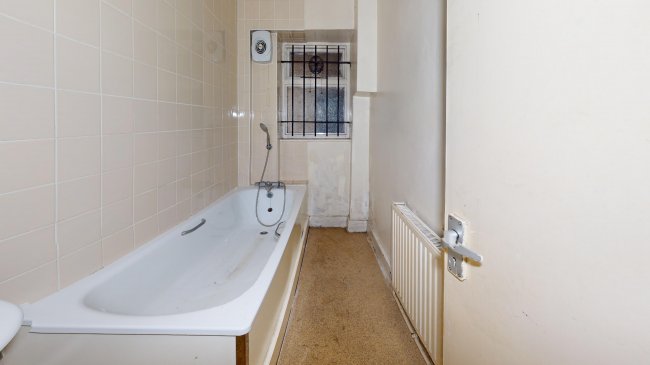 Flat A, 204 St Pauls Road, Highbury & Islington, London, N1 2LL 5