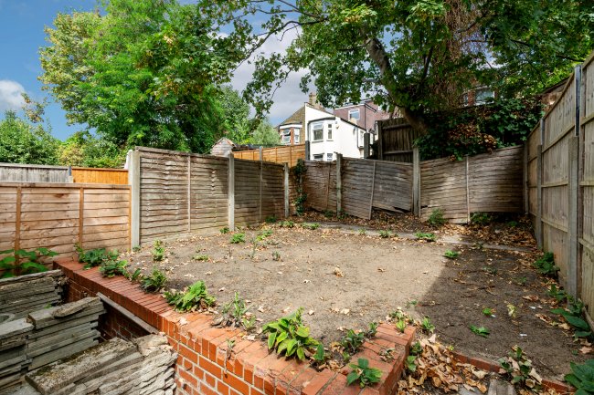 Flat B, 55 Colworth Road, Leytonstone, London, E11 1JA 2
