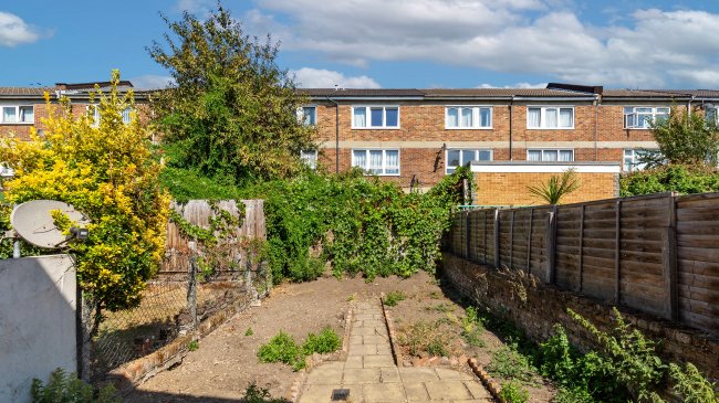 82A Grantley Street, Bethnal Green, London, E1 4BT 5