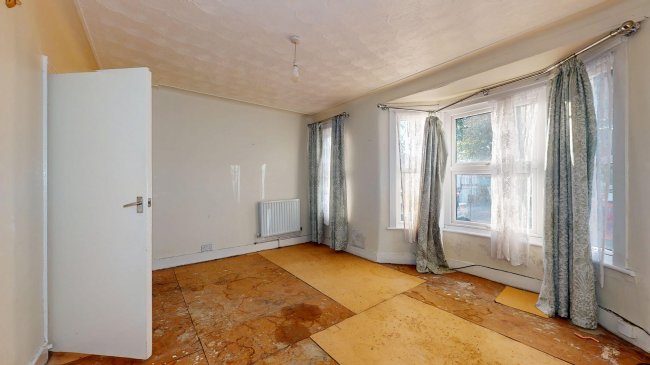 230 Barking Road, East Ham, London, E6 3BB 1
