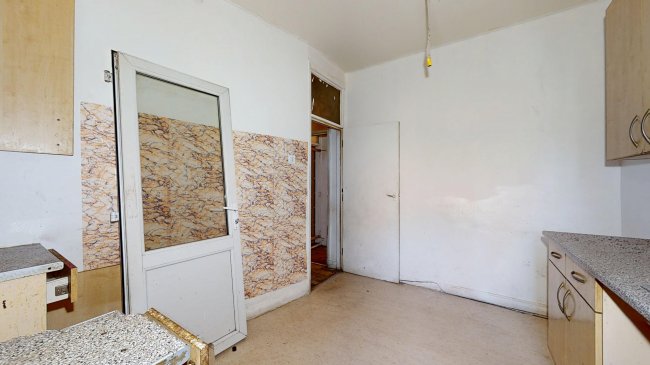 230 Barking Road, East Ham, London, E6 3BB 1