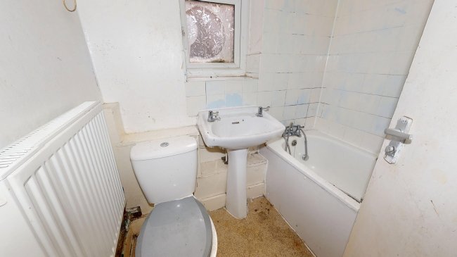 Ground Floor Flat, 20 Hillside Road, Stamford Hill, London, N15 6NB 5