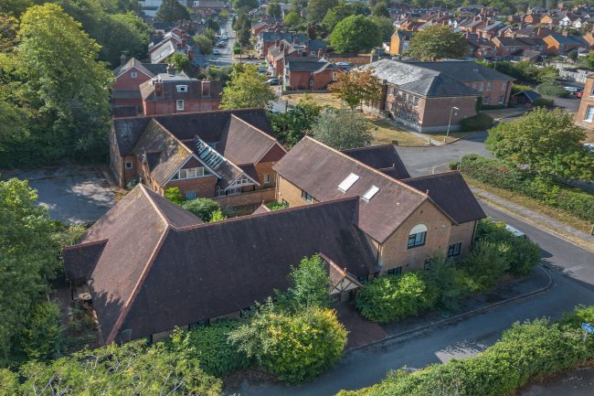 River House, 70 Junction Road, Andover SP10 3QX 4
