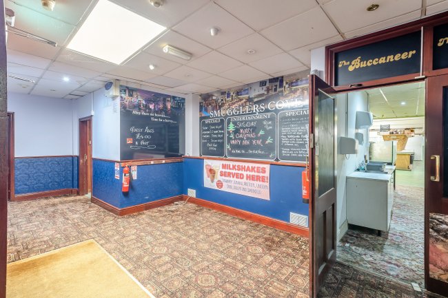 The Buccaneer, 8-12 Union Street, Filey, YO14 9DZ 3