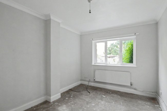 Flat A & B, 10 Colchester Road, Leyton, London, E10 6HA 8
