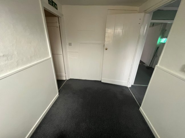21 Tufton Street, Ashford, TN23 1QN 5