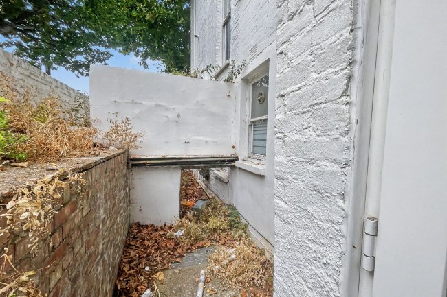 53A Netherwood Road, London W14 0BP 2
