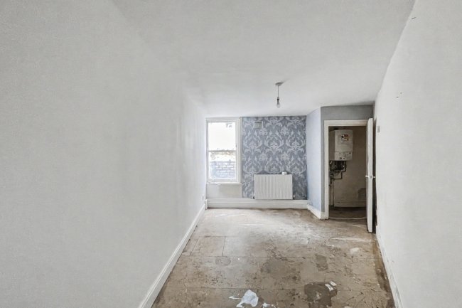 53A Netherwood Road, London W14 0BP 2