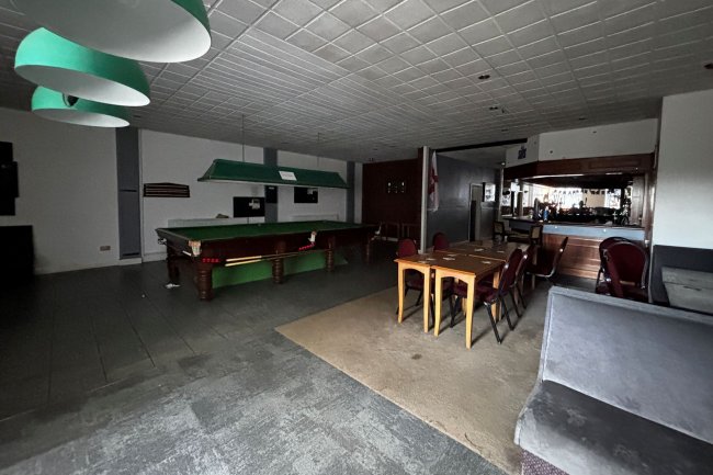 Leyland Social Club, 67-69 Towngate, Leyland, PR25 2LR 7