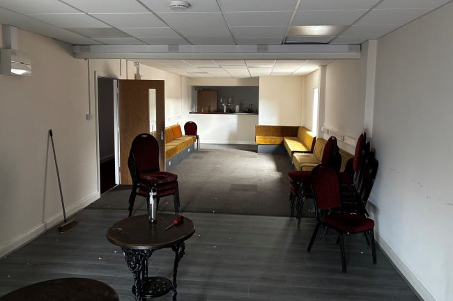 Leyland Social Club, 67-69 Towngate, Leyland, PR25 2LR 7