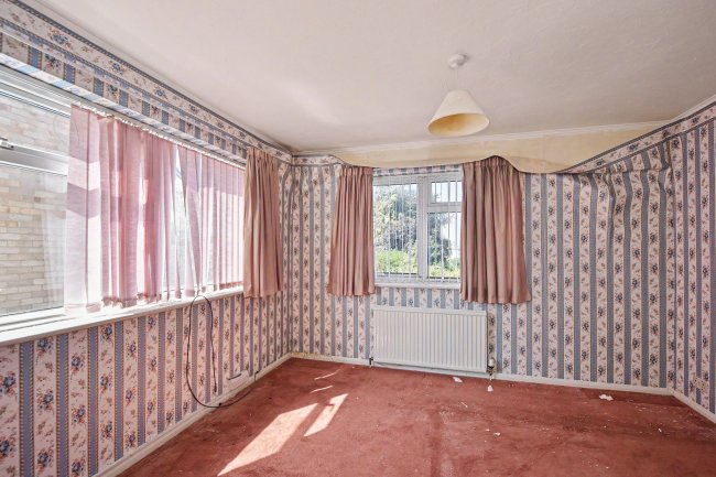 243 Halstead Road, Frinton-on-sea, Essex, CO13 0DX 52