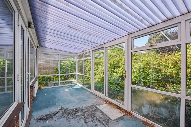 243 Halstead Road, Frinton-on-sea, Essex, CO13 0DX 52